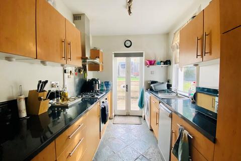 16 Edward Street, Warwick, CV34 4JU
