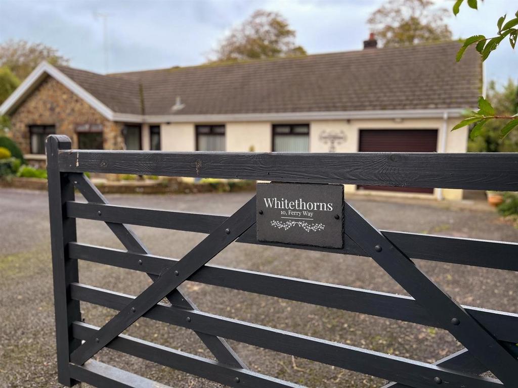 Whitethorns, 10 Ferry Way, Haverfordwest 3 bed bungalow for sale £340,000