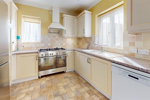 23 Fancys Close, Portland, DT5 2AJ
