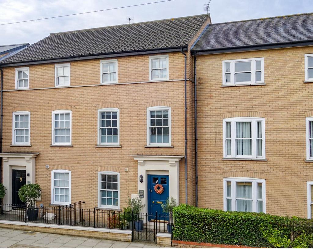 Southgate Street, Bury St. Edmunds 3 bed townhouse £550,000
