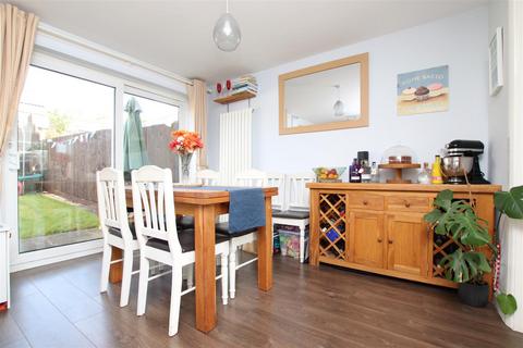 15 Sullivan Road, Exeter, EX2 5RA