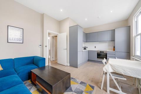 Flat B, 113 Railton Road, London, SE24 0LR