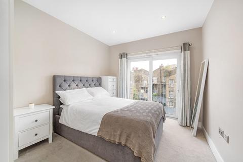 Flat B, 113 Railton Road, London, SE24 0LR