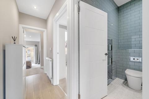 Flat B, 113 Railton Road, London, SE24 0LR