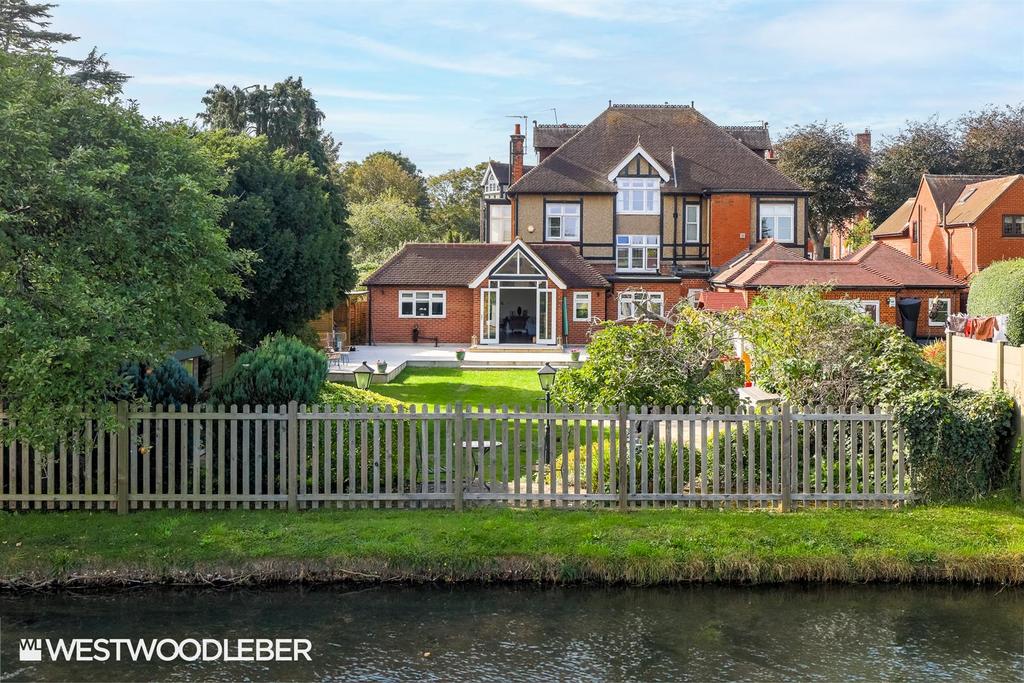 St. Catherines Road, Broxbourne EN10 4 bed semidetached house for sale