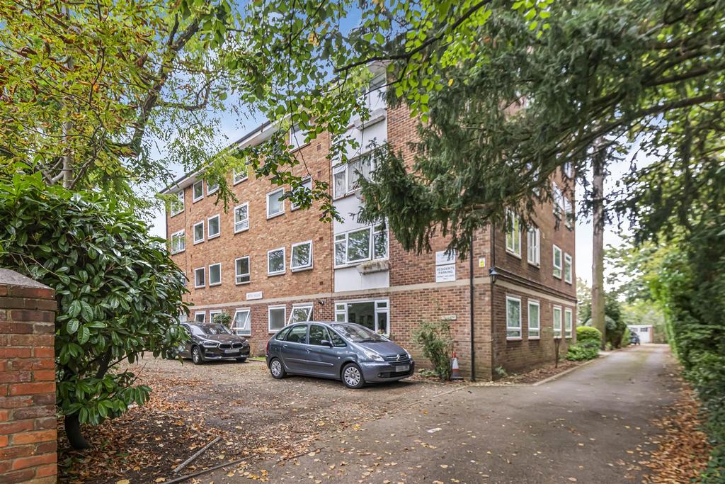 Beta House. Southcote Road, Reading 1 bed apartment for sale £175,000