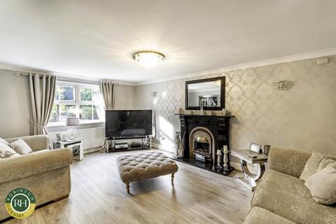 6 bedroom detached house for sale, St. Nicholas's Way, Bawtry, Doncaster