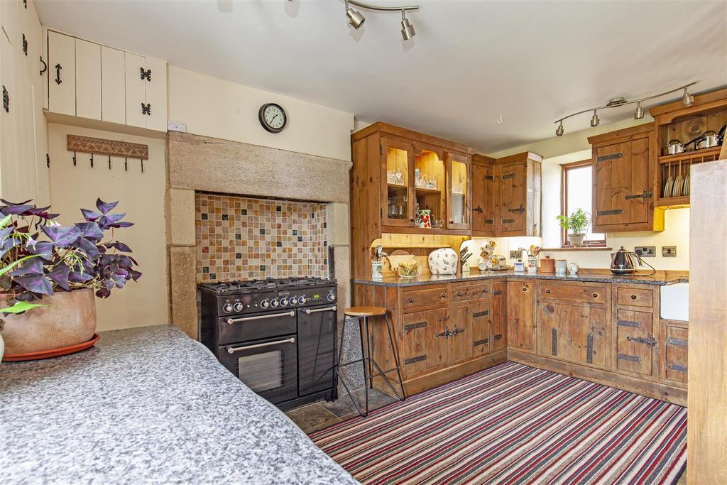 Kitchen-1.jpg