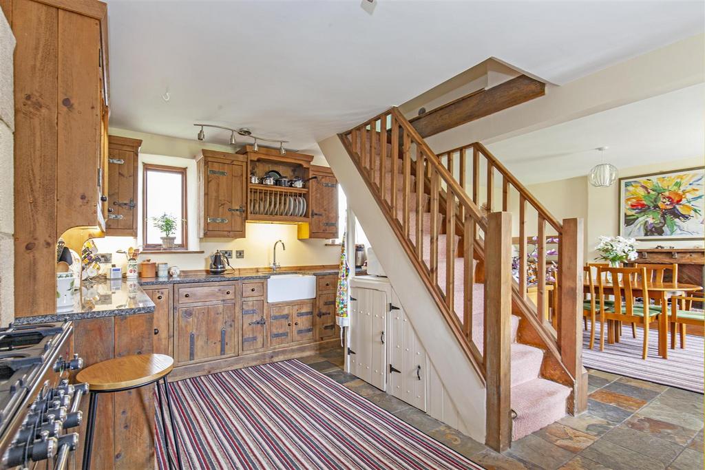 Kitchen-2.jpg