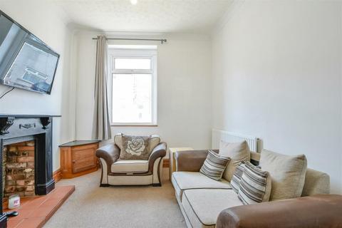 95 Barry Road, Barry, CF63 1BB