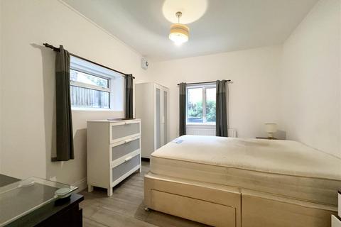 2 bedroom apartment to rent, 120 Latchmere Road, London