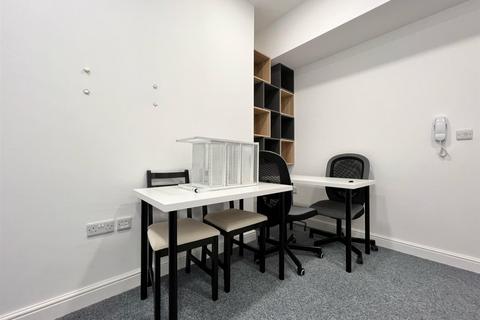 Office to rent, Westgate, Rotherham