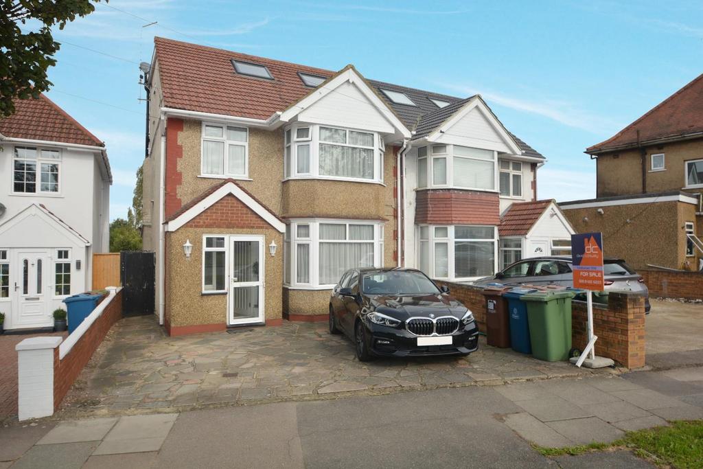 Eastcote Lane, Harrow, HA2 8DH 4 bed semidetached house for sale £