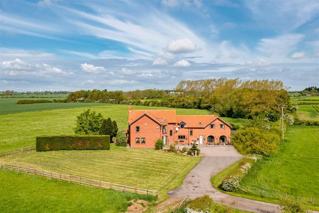 Back Lane, Long Newton StocktonOnTees TS21 8 bed house for sale £750,000