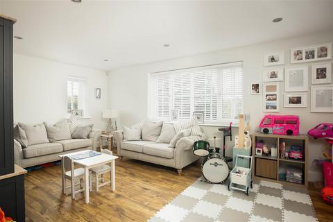 Builders House School Lane, Collingham, Wetherby, LS22 5BD
