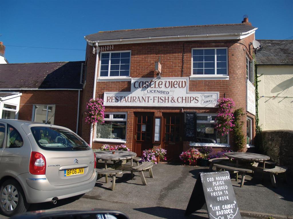Castle View Restaurant with Flat, Grist Square, Laugharne, Carmarthen