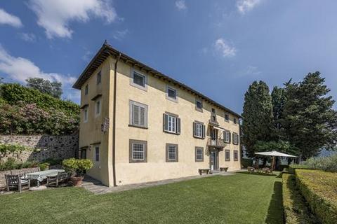 6 bedroom villa, Lucca, Tuscany, Italy