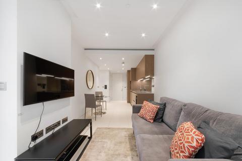 1 bedroom apartment to rent, Sugar Quay, Landmark Place, City, EC3R