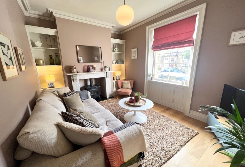 Victoria Road, Saltaire, Shipley, West Yorkshire 2 bed terraced house