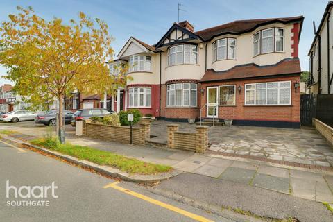4 bedroom semi-detached house for sale, Wynchgate, London