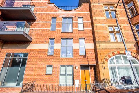 4 bedroom terraced house for sale, Avonmore Road, Hammersmith, W14 8RL