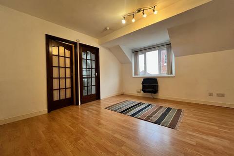 1 bedroom flat to rent, Lawson Court, 198 High Street, Hull, East Riding of Yorkshire, HU1