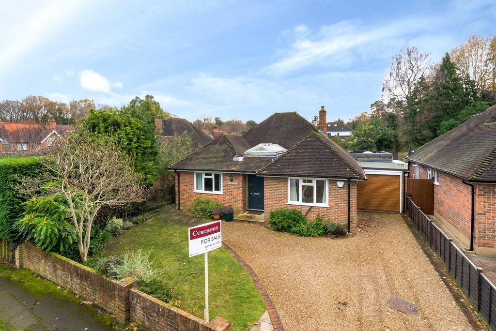 Ellesmere Road, Weybridge, KT13 3 bed bungalow for sale £1,100,000