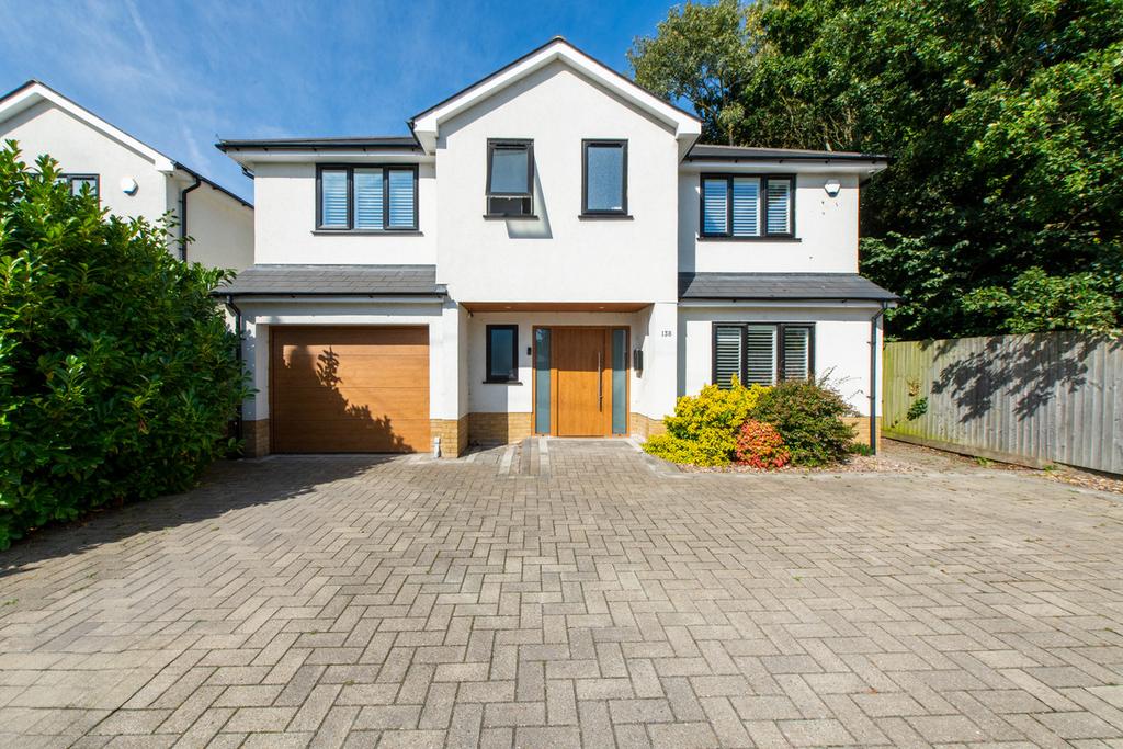 Shipwrights Drive, Benfleet, SS7 5 bed detached house for sale £950,000