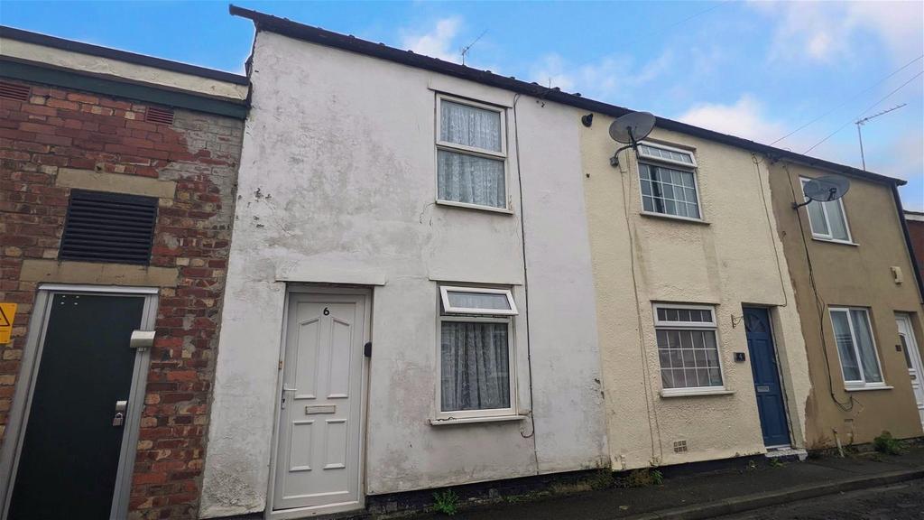 Taylor Street, Skelmersdale WN8 2 bed terraced house for sale £85,000