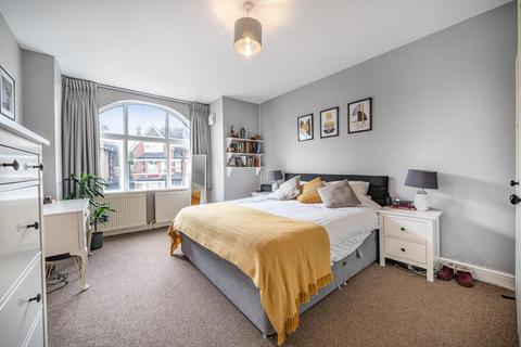 2 bedroom flat for sale, Stanthorpe Road, Streatham