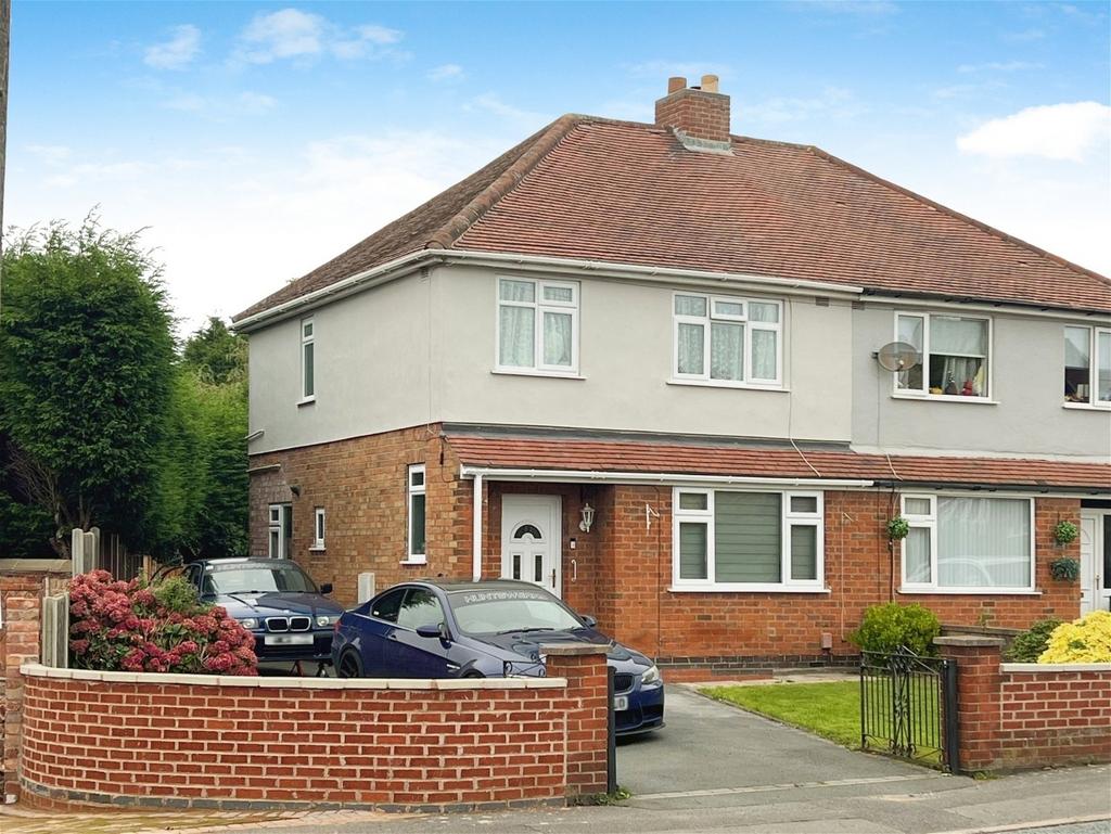 Brooks Lane, Whitwick 3 bed semidetached house for sale £235,000
