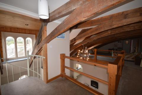 Flat B, 3 Albert Terrace, Lostwithiel, PL22 0AF