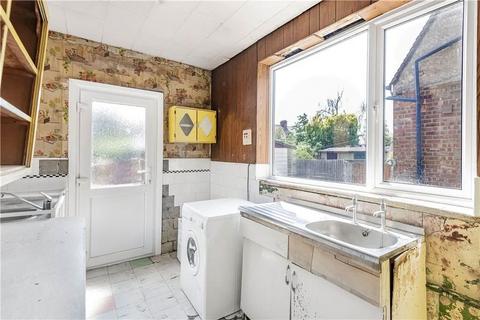 40 Lyncroft Gardens, Hounslow, TW3 2QX