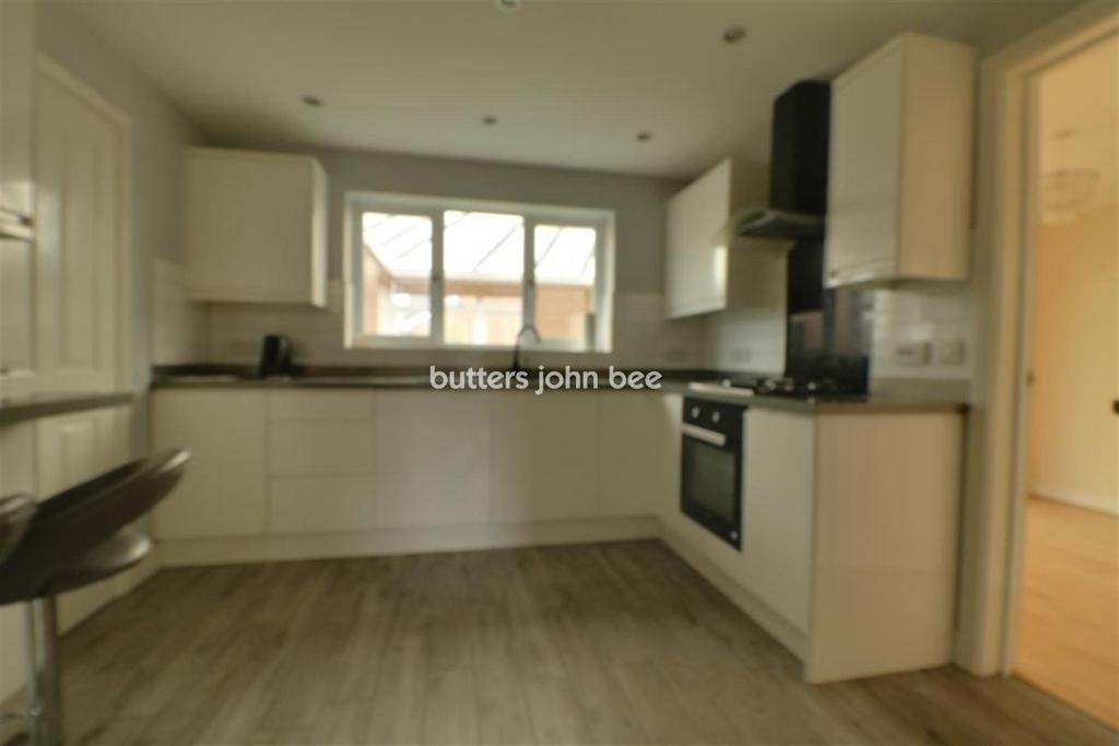 James Atkinson Way 4 bed detached house £1,100 pcm (£254 pw)