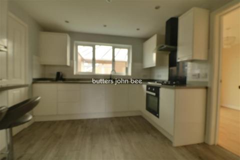 4 bedroom detached house to rent, James Atkinson Way