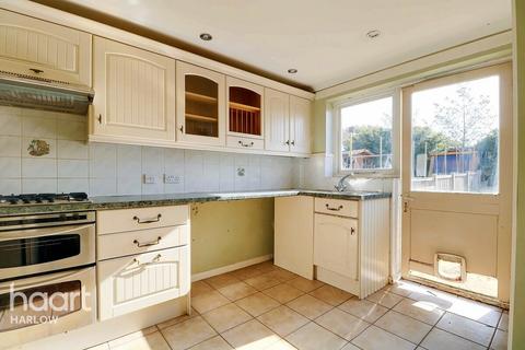34 Parsonage Leys, Harlow, CM20 3PE