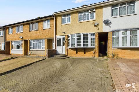 185 Highfield Road, Romford, RM5 3AQ