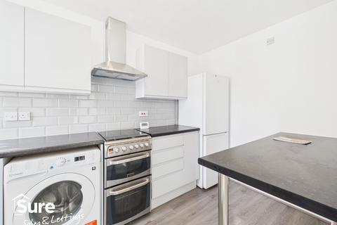 2 bedroom end of terrace house to rent, Thistle Close, Hemel Hempstead, Hertfordshire, HP1 2DE