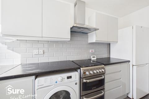 2 bedroom end of terrace house to rent, Thistle Close, Hemel Hempstead, Hertfordshire, HP1 2DE