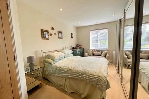 2 bedroom apartment for sale, Landmark Place, Denham