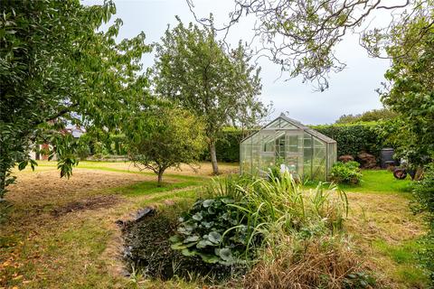 4 bedroom semi-detached house for sale, The Street, Frinsted, Sittingbourne, Kent, ME9