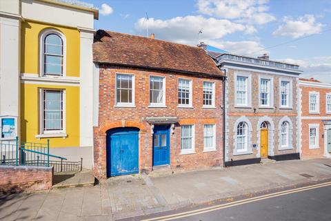 4 bedroom townhouse for sale, High Street, Hungerford, Berkshire, RG17