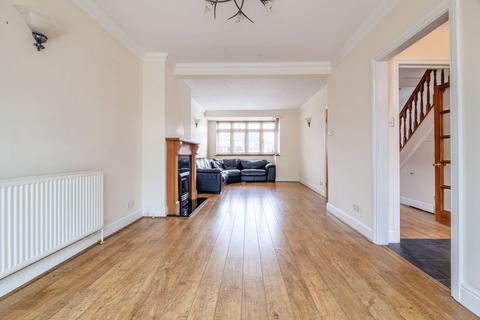 15 Halfhides, Waltham Abbey, EN9 1LE