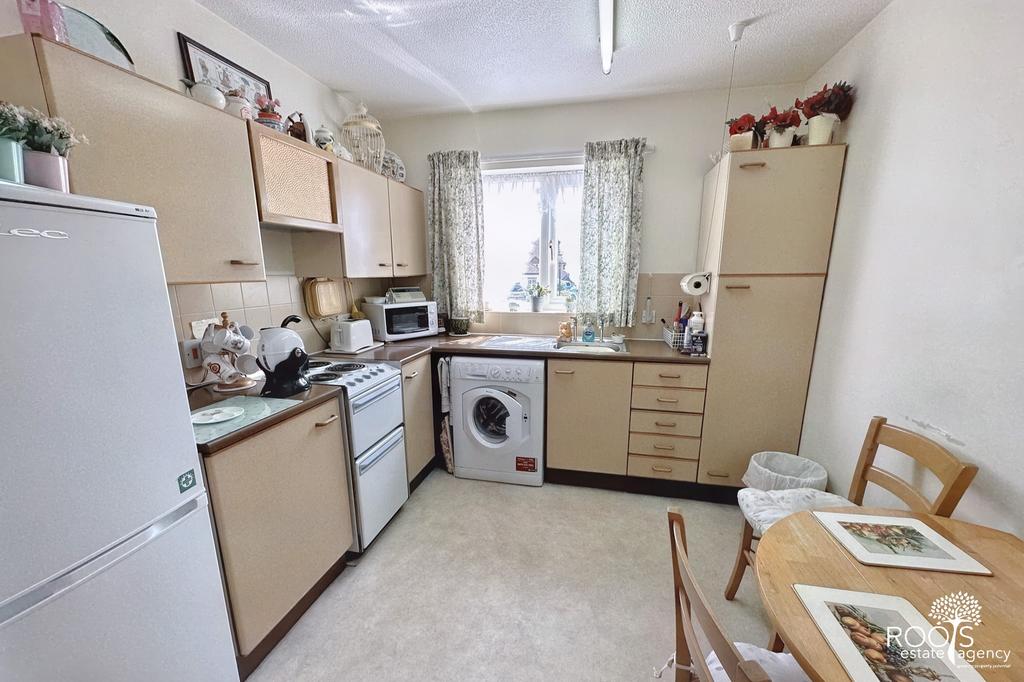 Thatcham, Berkshire RG19 1 bed property for sale £110,000
