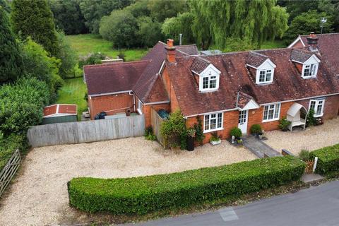 4 bedroom detached house for sale, Mount Road, Newbury RG20