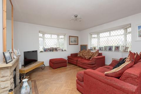 2 bedroom detached bungalow for sale, Devon Gardens, Birchington, CT7