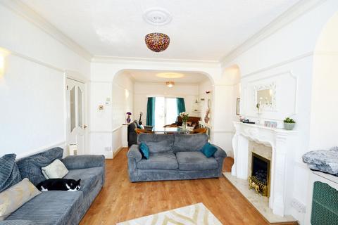 3 bedroom terraced house for sale, Leamington Road, Southend-On-Sea, SS1
