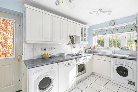 19 Boshers Gardens, Egham, TW20 9NZ