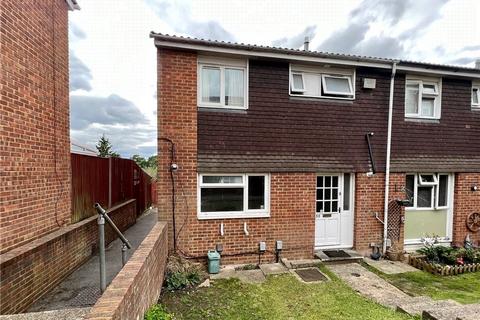 3 bedroom end of terrace house to rent, Clover Road, Guildford, Surrey, GU2