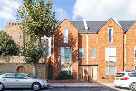 1a Mildenhall Road, London, E5 0RT